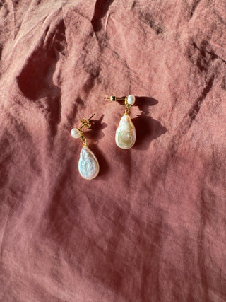 Keshi Pearl - Stud Earring