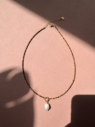 Tiny Gemstone - Necklace (various colors)