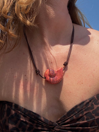 Red Shelly - Necklace