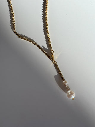 Chain and Pearl - Necklace