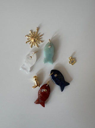 Fishy Gemstone - Necklace